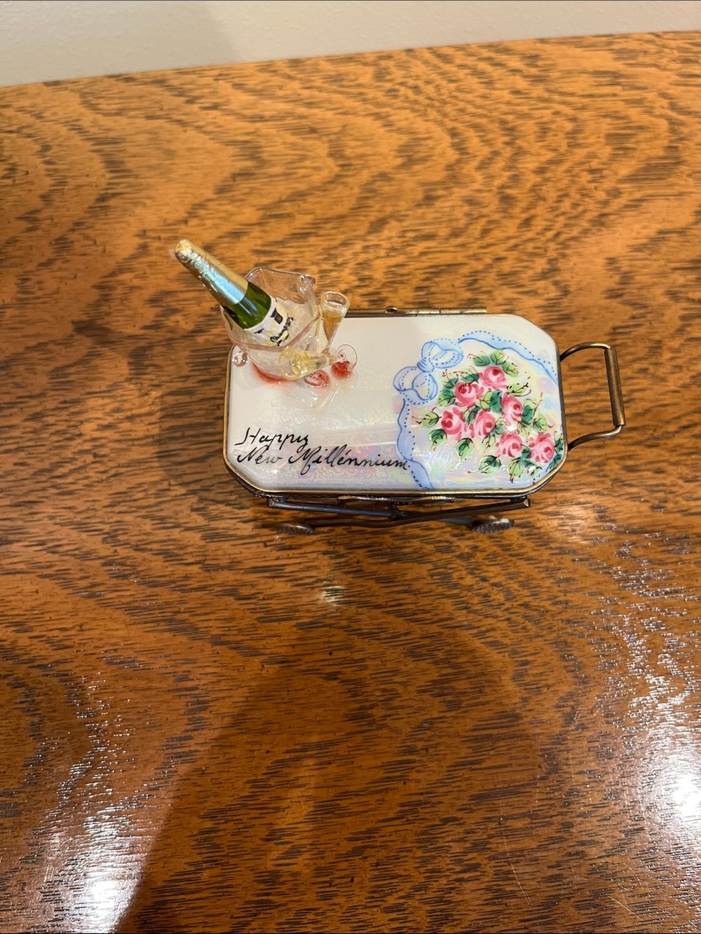 Limoges France Peint Main Millennium Champagne Cart Trinket Box Year 2000